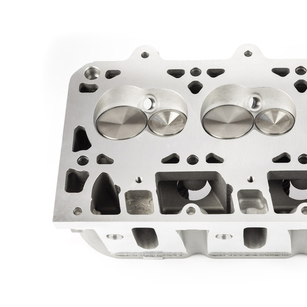Speedmaster : Outlet® OUT-29836571 Complete Aluminum Cylinder Heads Chevy LS1 198cc 60cc 6 Bolt .625 Lift